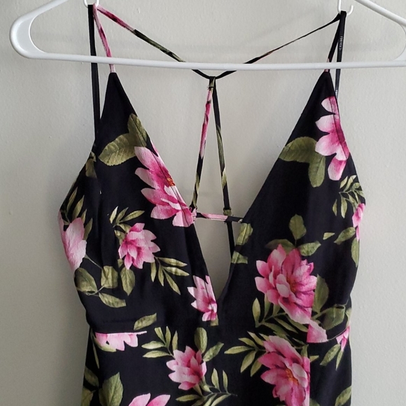 Long black maxi dress with pink flowers - Picture 5 of 5
